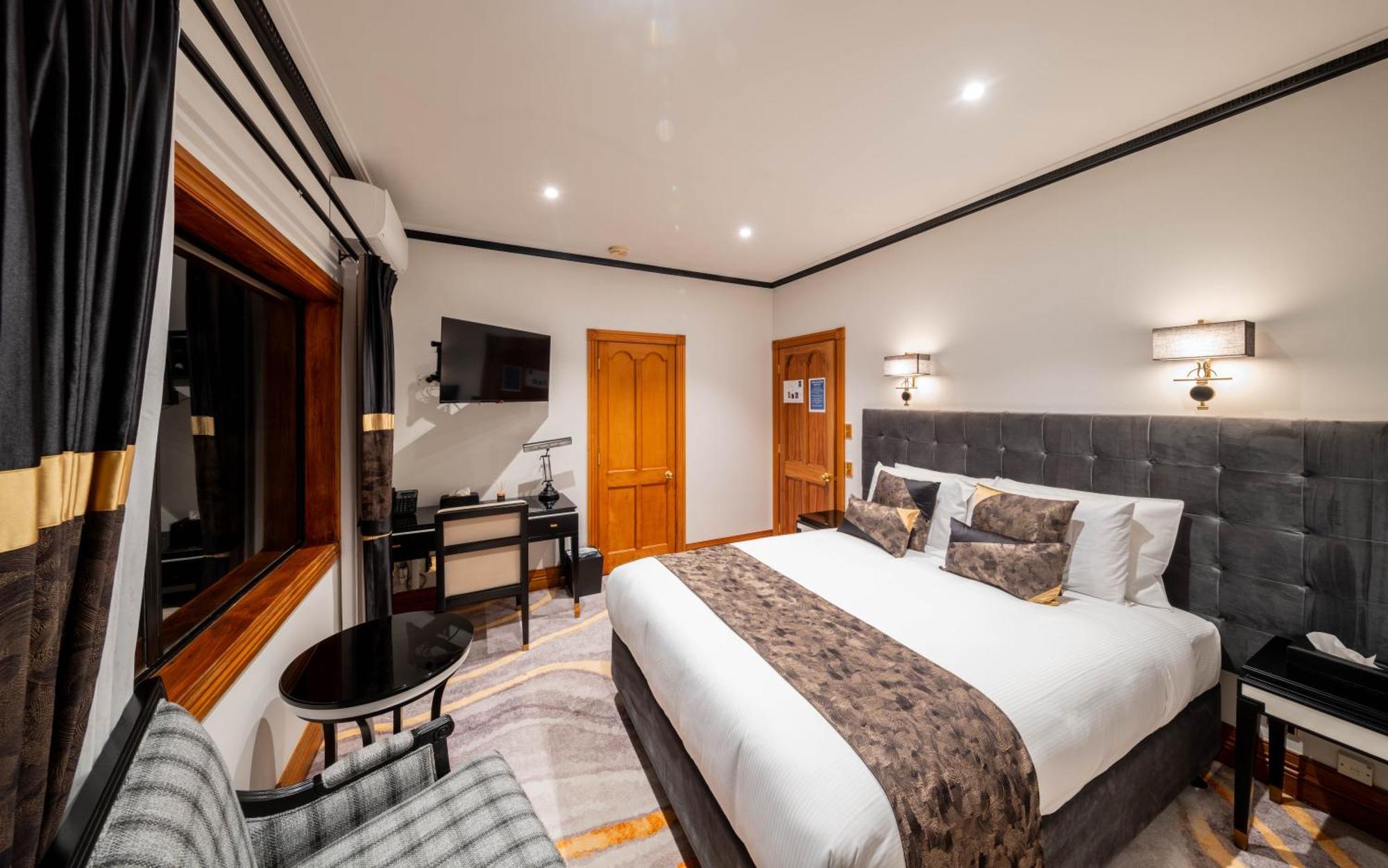 Hana Hotel