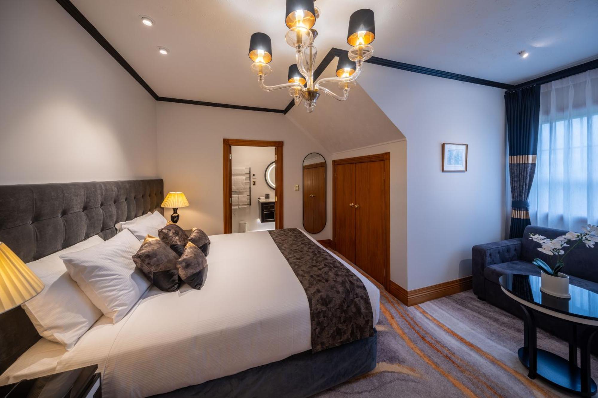 Hana Hotel 5*